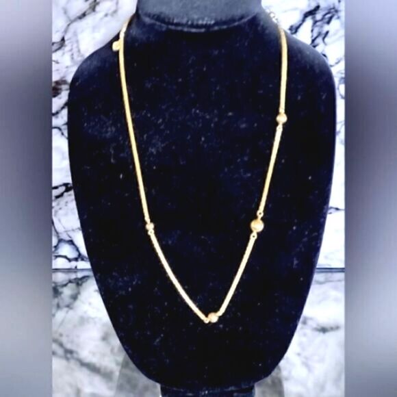 AVON  NECKLACE Chain Delicate BALL GOLD-TONE 17.5" VINTAGE 1977 - Picture 1 of 12